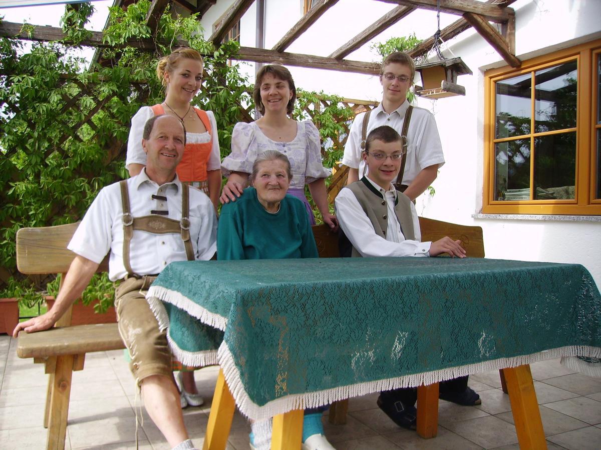 Bauernhof Kasleitner Villa Zell am Moos Bagian luar foto